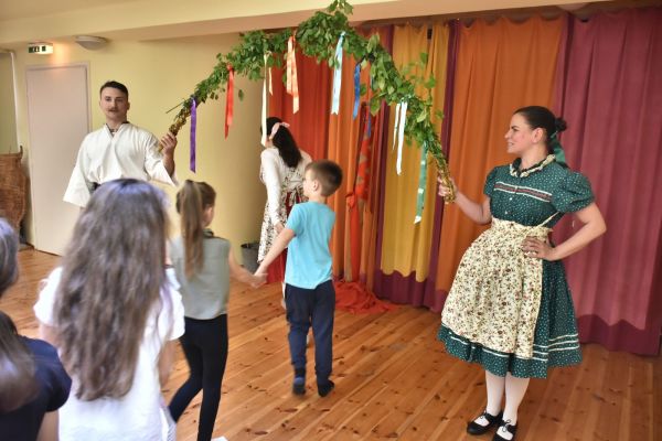 „A madarak is hangicsálnak” - Tavaszvárás - Húsvétolás